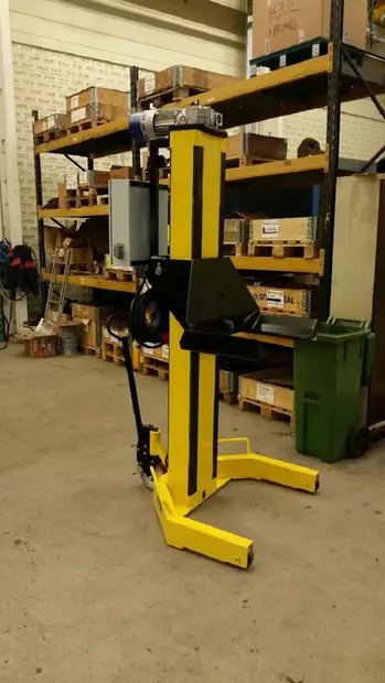 Arje 7500 ajoneuvonostin 4 kpl tai 6 kpl sarjana - Nostimet, telineet, vaunut - 12071 - 1