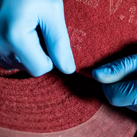 Karhuntassu hiomarullat 115mmx10m - V19 Sanding Fleece - Karhuntassut mattaukseen ajoneuvoille - 29522 - 2