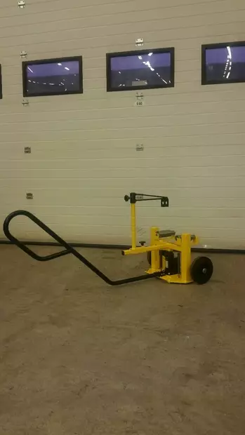 Jarrurummun nostin S/N 873 - Nostimet, telineet, vaunut - 27183 - 1