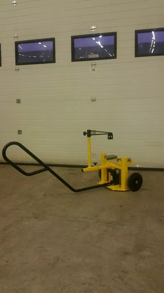 Jarrurummun nostin S/N 873 - Nostimet, telineet, vaunut - 27183 - 1